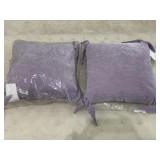 2 purple pillows - 16x16in
