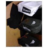 3 EZ empty bags.  2-craftsman dustblocker and 1