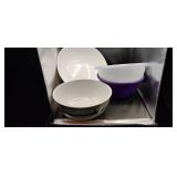 4 Plastic Bowls Large