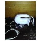 Continental electric hand mixer