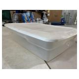 Under the bed storage tote with lid