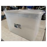 112qt storage tote with lid- lid is a little bent