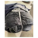 New 15-20lb weighted fleece blanket