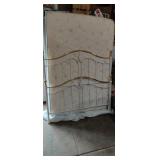 Very Nice Full Size Bed Complete. Dorothy