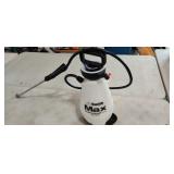 2 Gallon Pump Garden Sprayer