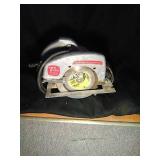 Sunbeam 6 1/2" blade circular saw. Works.
