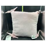 Pink knot pillow - 18x18in