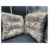 2 chair cushions