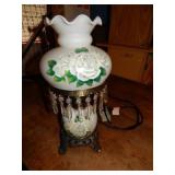 Gone With The Wind Style Lamp w/Prisms