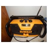 DeWalt Job Site Radio w/Battery Charger