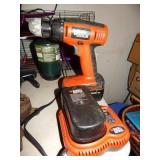 Black & Decker 18 V. Drill, Charger & 2 batteries