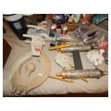 Star Wars Lot - 7 TV Guides, figures, etc