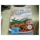 Lowfat Low Cholesterol Cookbook