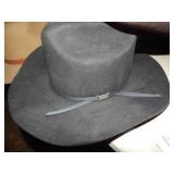 5 Cowboy Hats - NICE!