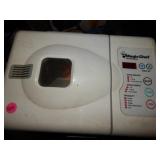 Magic Chef Breadmaker w/Book