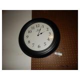 Large Wall Clock - Design Decor Co.