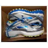 Brooks Sz. 7 Womens Shoes