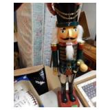 Large Soldier Nutcracker by Kirkland 2