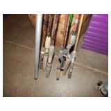 7 Fishing Rods (Rods Only) & Fishing Net