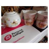Teapot and 2 cups Marjolein Bastin Hallmark