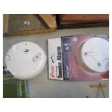 2 Smoke Alarms