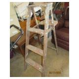 4 Foot Wooden Step Ladder