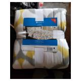 Twin Size 2 Piece Comforter Set