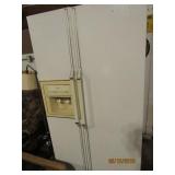 Whirlpool Double Door Refridgerator