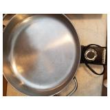 Farberware 344 Electric Skillet Like New
