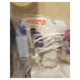 Box Lot / Hot Glue Gun / Mouse Traps / Spray