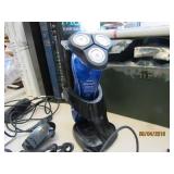 Norelco SonsoTouch Rechargeable Cordless Triple