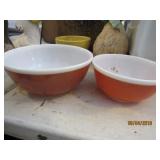 Set of Pyrex Nesting Bowls - Good Condition