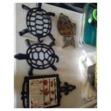4 Trivets / Cast Iron . 2 Turtles and a Fish and
