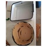 2 Granite ware pieces / Granite ware bowl  and