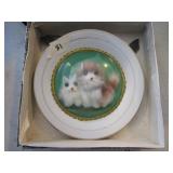 Vintage Fur Cat in Bubble Glass Plate
