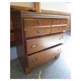 3 Drawer Chest of Drawers 30.5" h x 28" w x 17 d