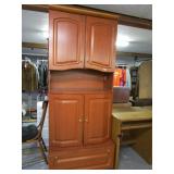 Kitchen Cabinet / Pantry Shelf approx. 7