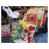 Box lot full of seasonal decorations / easter /