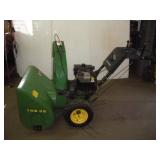 John Deere Snow Blower TRS 32 W/Electric Start