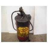 Pennzoil 16 Gallon Drum & Oil Pump