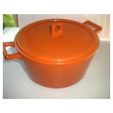 Enameled, Cast Iron Dutch oven, 10 inch Diameter