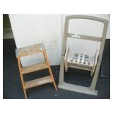 Hose Reel and 22 inch Step Ladder