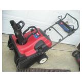 Toro 7HP 24 inch Snow Commander, Electric Start