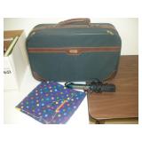 Suitcase 21x14x7, Casserole Holder, Straightener