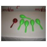 (6) Plastic Maracas