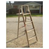 Werner 5ft Wooden Step Ladder