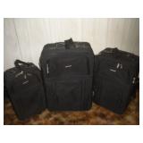 Hercules Travel Bag Set w/Wheels