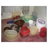 Vintage Tupperware & Plastic Bowls