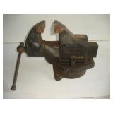Starrett Athol Bench Vise  4 inch Jaw/17 inches