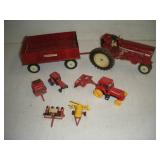 Toy Tractor & Wagons 8 inch